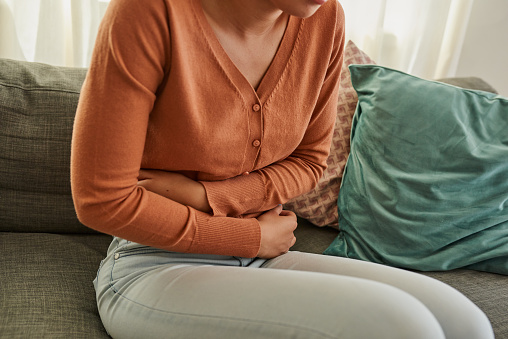 Les crampes abdominales sont-elles un symptome fiable de grossesse ?